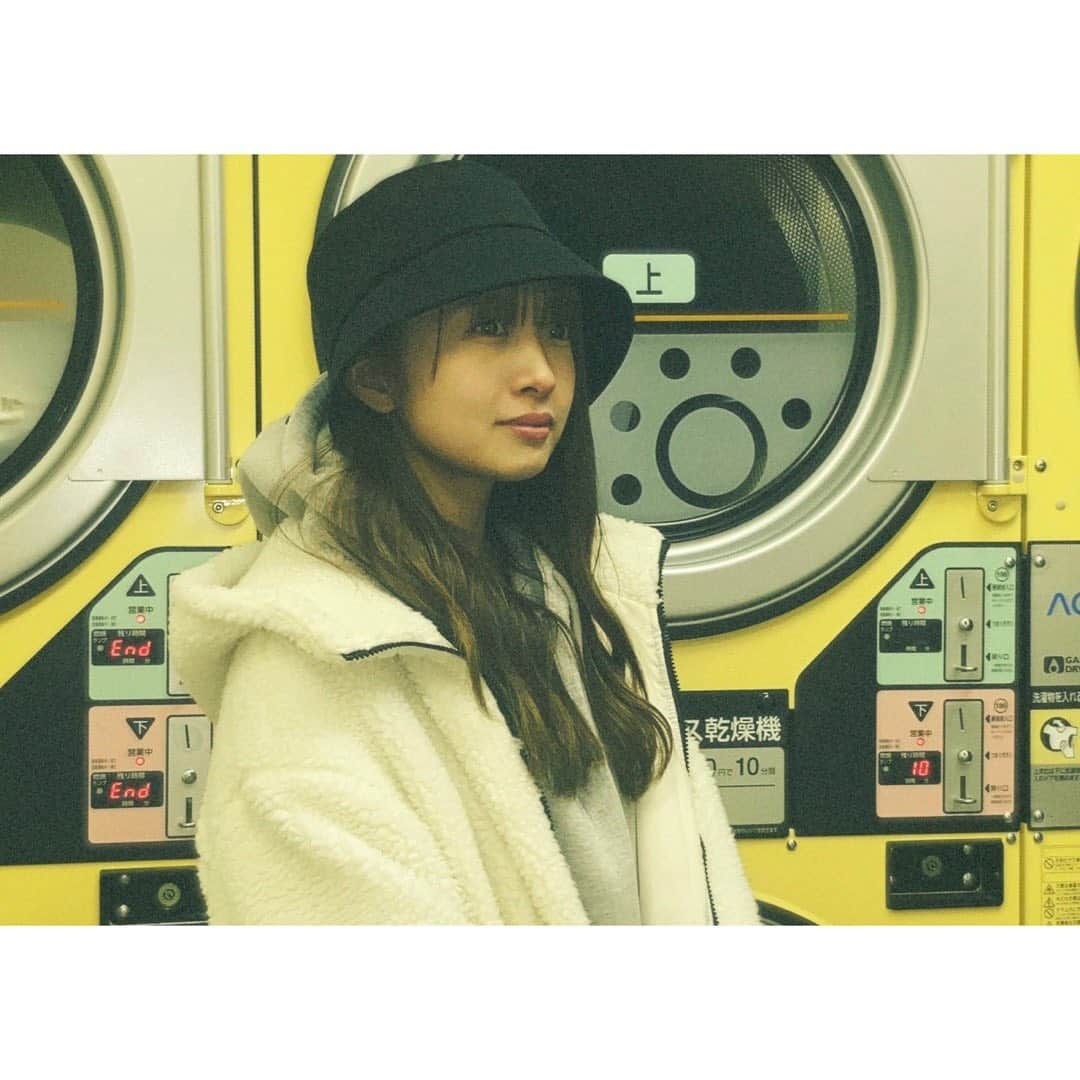 渡邉幸愛さんのインスタグラム写真 - (渡邉幸愛Instagram)「フードの渋滞とはこのこと🧢」1月13日 17時51分 - koume_watanabe.official