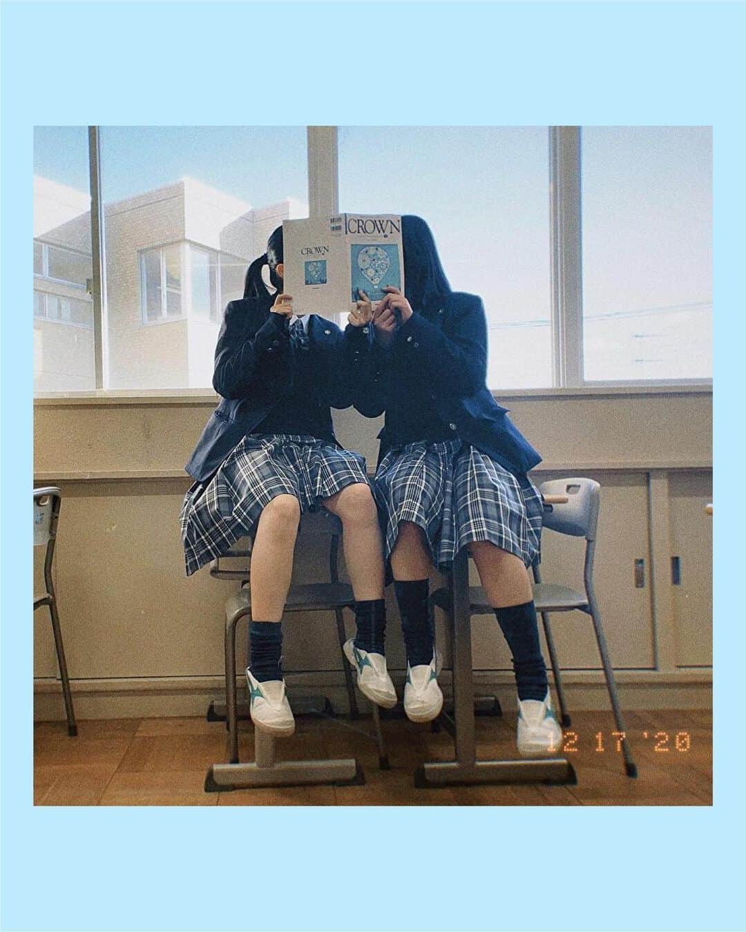 Nom de plumeさんのインスタグラム写真 - (Nom de plumeInstagram)「#放課後jk 教室編❣️  放課後の教室で写真を撮ったら、 #放課後jk のタグ必須🤍  教科書を使って顔隠し写真を撮ったり、 日が差し込む窓際もなんだかエモい🥺  ぜひみんなの青春フォトを参考にしてみてね🌟  🟠Photo by⚪️ @chisaki_18_  @siochan_3.25  @__miyu.hiroomi__  @m_maru00  @tk__rika   −−−−−−−−−−−−−−−−−−−−−−−−−−−−﻿ ﻿ Nomdeplumeで﻿ 紹介させていただける写真を募集中🧚‍♀️💜﻿ 素敵な写真が撮れたら #nomdeplume をつけるか﻿ このアカウントをタグ付けしてね💫﻿ ﻿ −−−−−−−−−−−−−−−−−−−−−−−−−−−− #jkブランド #jkの素敵な思い出 #jkの日常 #青春の記録 #青春フォトグラフ #青春は戻らないらしい #青春の1ページ #タイムリミット女子高生 #1095日のタイムリミット」1月13日 18時05分 - nomde_official