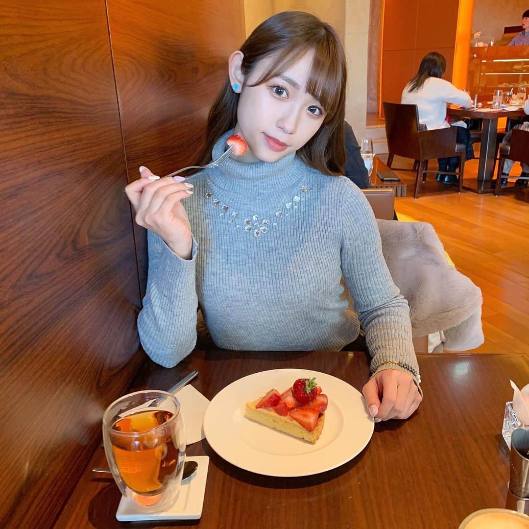 山本瑠香のグルメインスタ