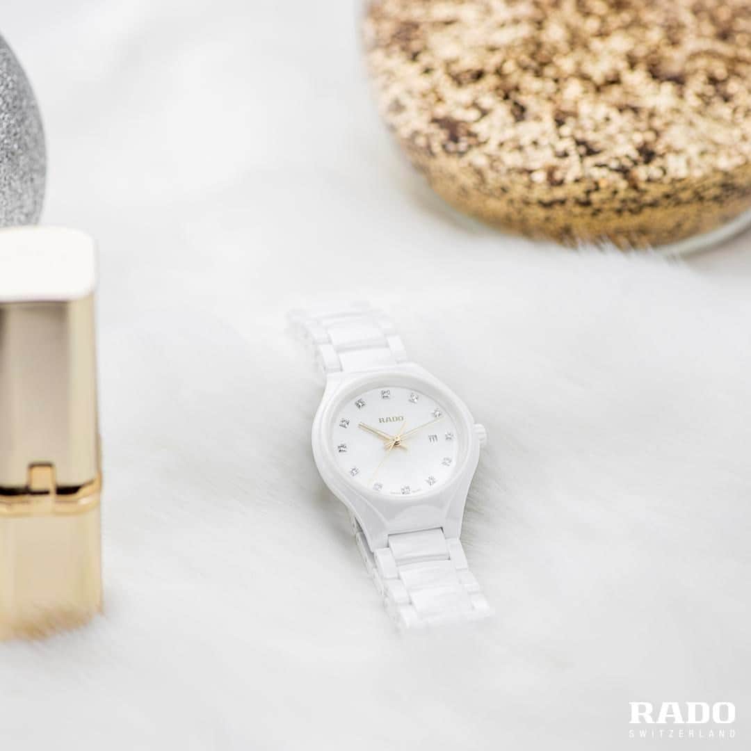 ラドーのインスタグラム：「A new year brings with it new opportunities. Try something new this year with the Rado True Diamond. #RadoTrue #Feelit」