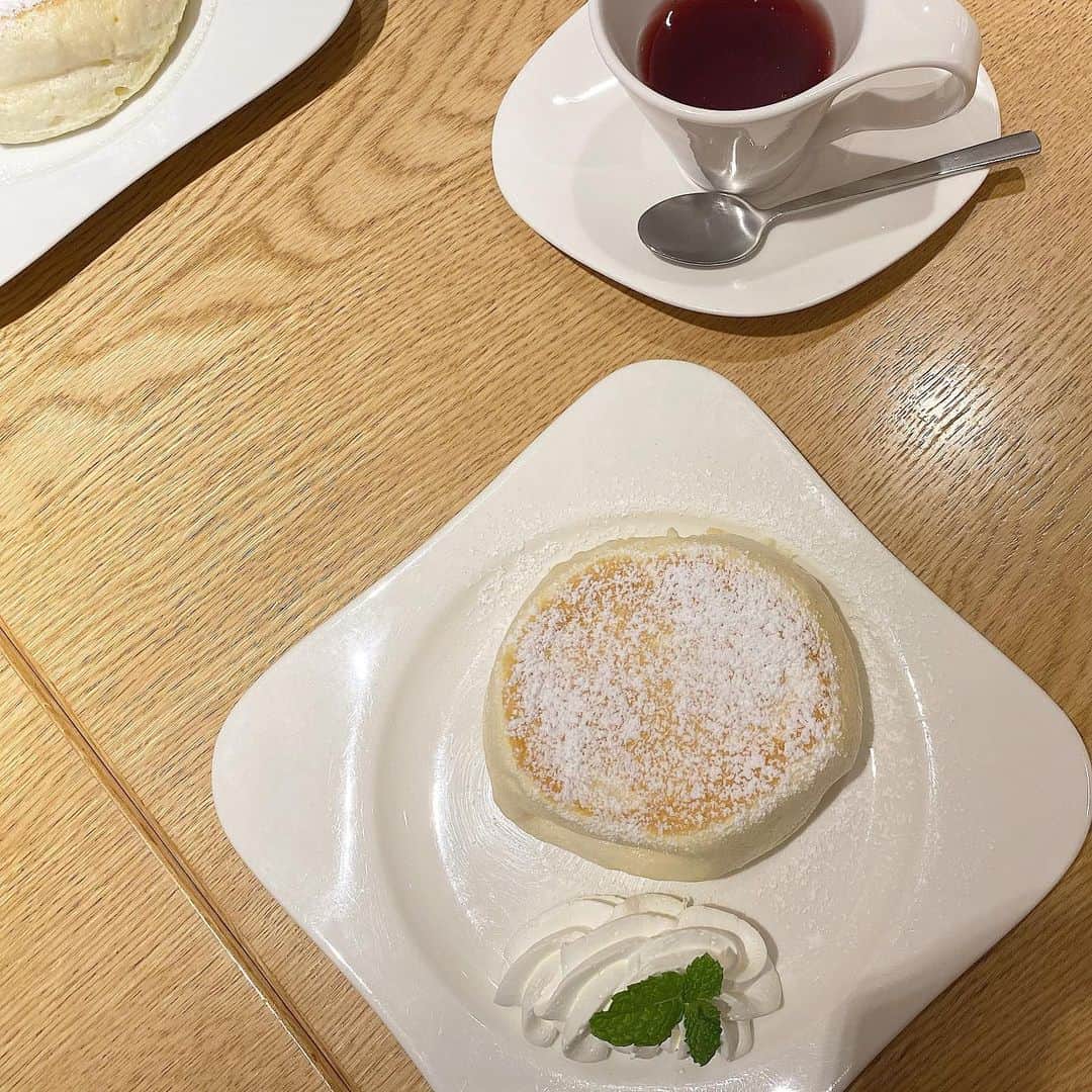 高橋美海のインスタグラム：「﻿ ﻿ ﻿ ふわとろパンケーキ🥞﻿ ﻿ ﻿ ﻿ #むさしの森珈琲 #cafe #カフェ #パンケーキ #パンケーキ巡り」