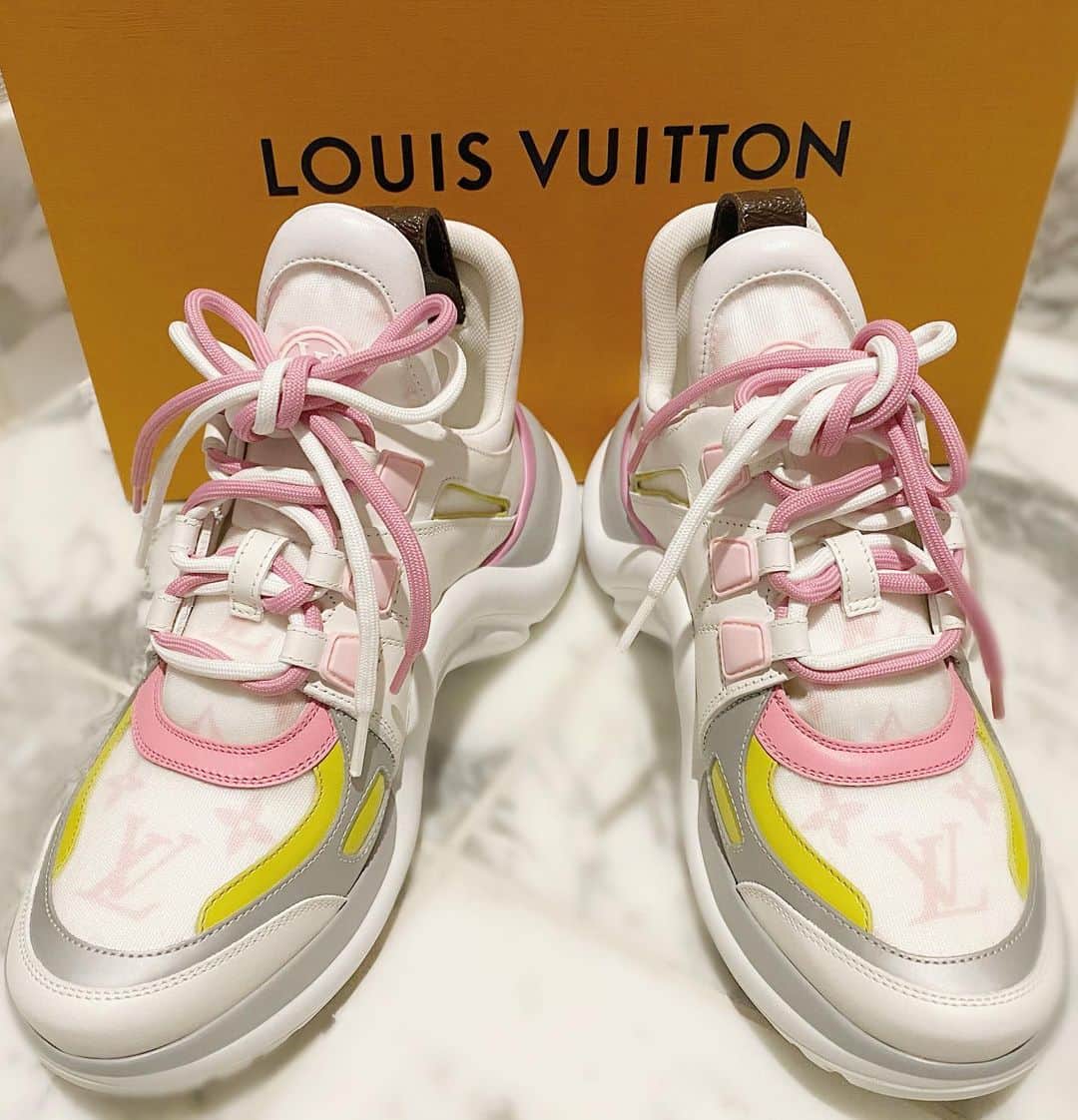 夢咲ゆめのインスタグラム：「#louisvuitton #lv #shoes ♡」