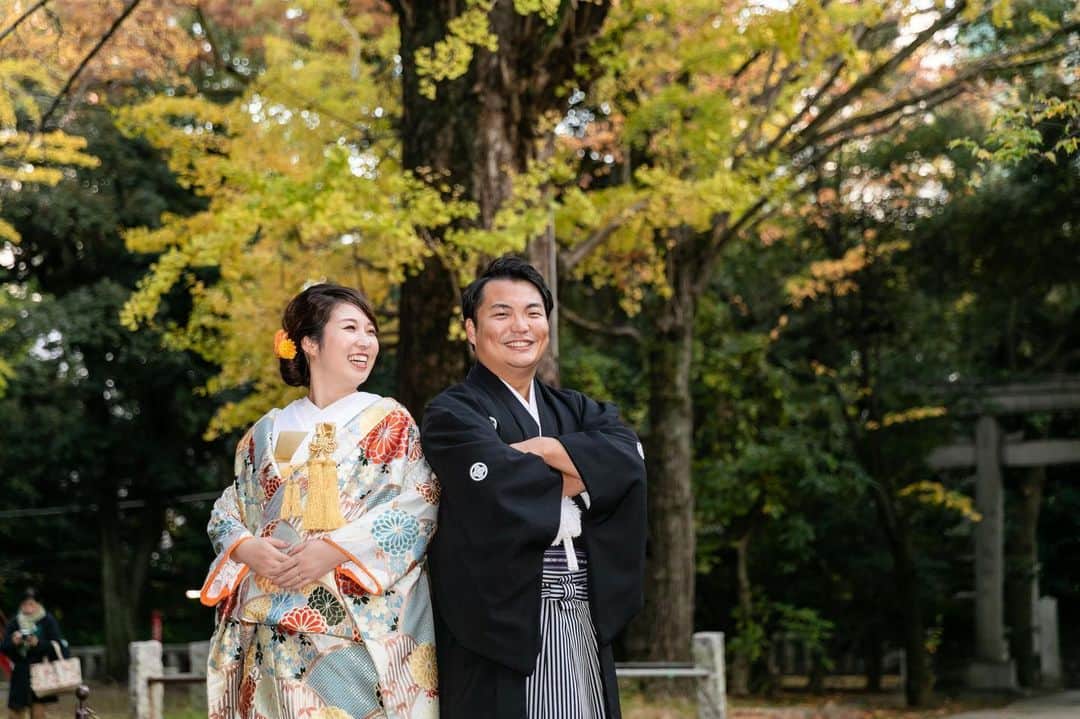 のインスタグラム：「和婚スタイルでは、オンライン相談会も受付中です😊 おうちにいながら、結婚式の相談ができちゃいます❕ お気軽にお問い合わせくださいませ♪ ---------------------------- お二人で、ご家族で、 アットホームな和婚をご希望の方 お気軽に和婚スタイルへご相談下さい。 . . @wakonstyle  プロフィールのリンクから HPをご覧頂けます。 -----------------------------  #神前式#神社婚#和婚#神社 #東京#色打掛#紋付袴 #和婚花嫁#和婚スタイル#白無垢  #引振袖」