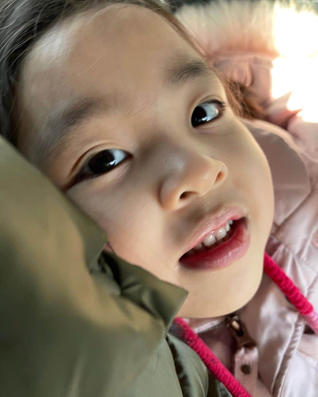 イ・ユンジのインスタグラム：「왜이렇게 많이 컸어어..... #라니지요」
