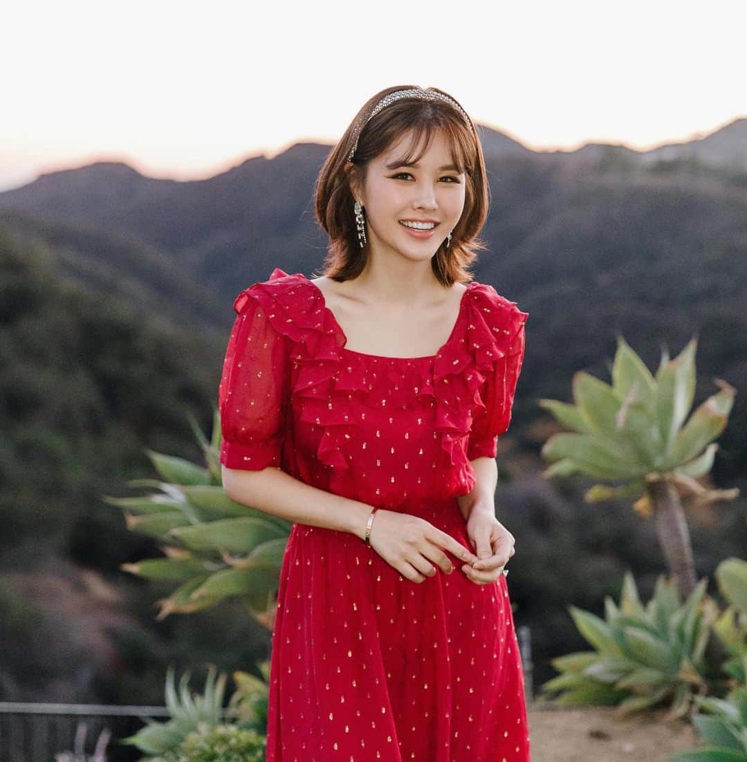 パク・ウンジのインスタグラム：「빨간맛 ❤️」