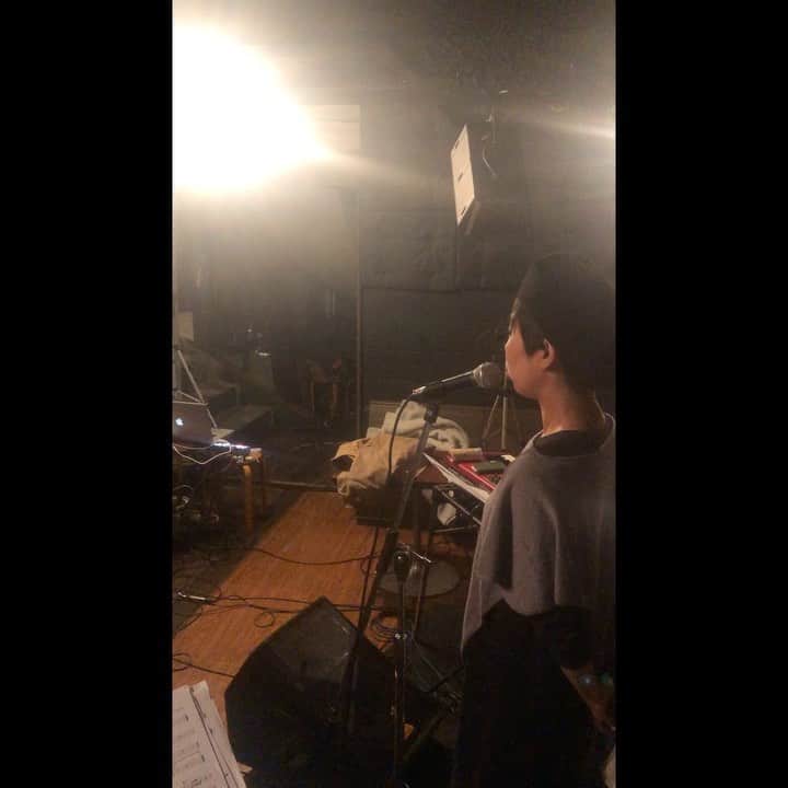 のインスタグラム：「今夜はcosmic session  18時からライブ配信開始♬  配信サイト https://youtu.be/Eiiv0shZJ0Q」
