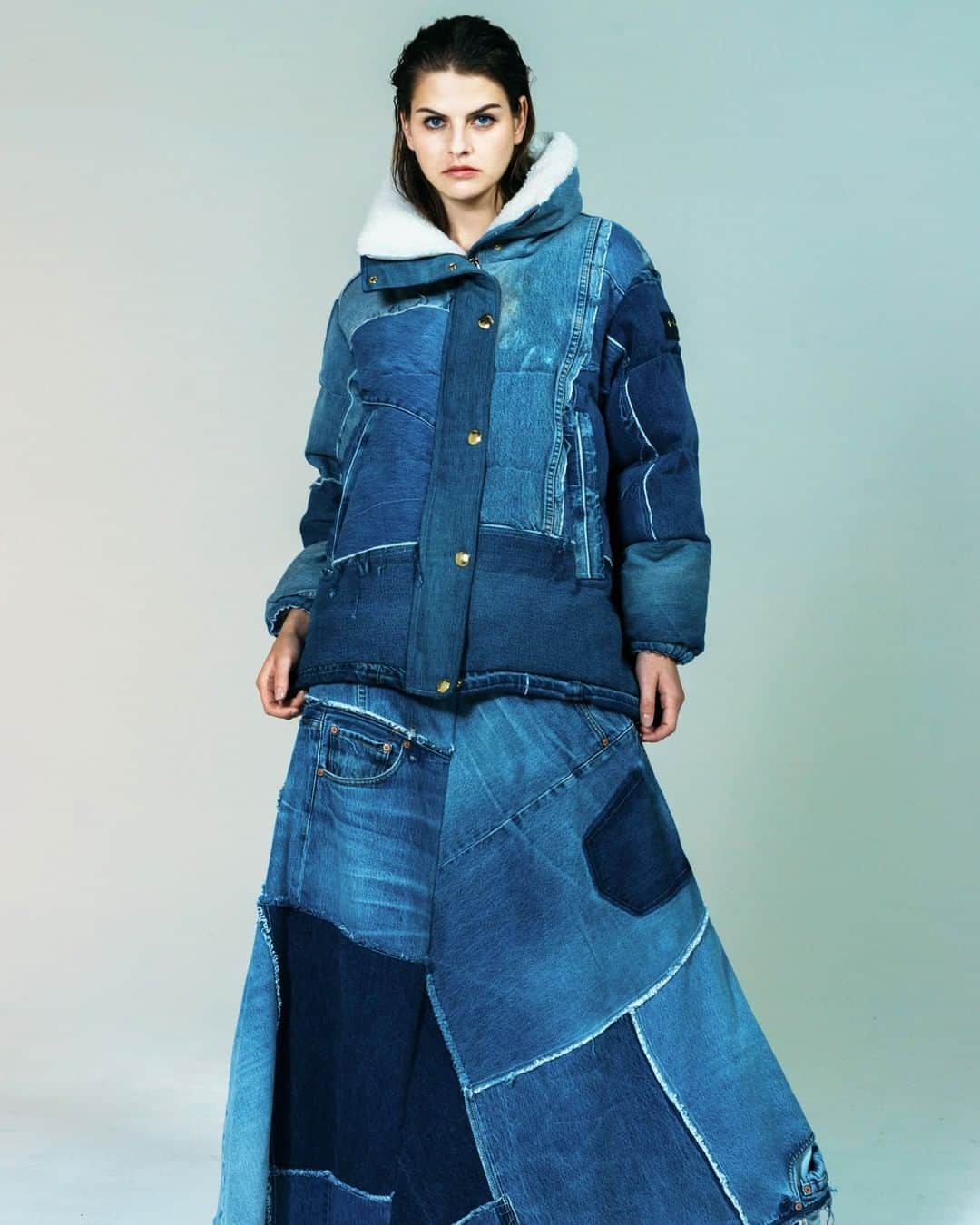 タトラスのインスタグラム：「Designed with a nostalgic touch, a game of irregular cut-and-sewn patchworks, old and new.  First shown at 20 AW Paris Fashion Week, this exclusive TATRAS collection travels through time with elements of nostalgic vintage influence.  Now available for purchase on the link in bio.   #Tatras #Tatrasofficial  #Tatraspeople  #downjacket」
