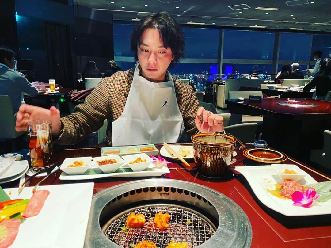 渡部秀のインスタグラム：「まあ肉ですよね、やっぱり。 お仕事始まりましたか？  #肉」