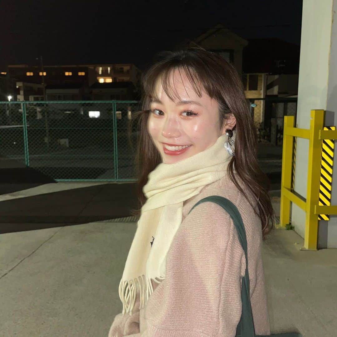 奥野莉瑛子さんのインスタグラム写真 - (奥野莉瑛子Instagram)「さささ寒い！🧊 久しぶりにピンショットを撮ってもらったので☺︎ 今日は伏見稲荷大社に初詣に行きました✨ #初詣#伏見稲荷#伏見稲荷大社#京都#zara#ralphlauren#uniqlo#grl#bershka#ミスキャンパス関西学院#ミス関学#りえべび#夕日#ootd#今日のファッション#今日のコーデ#ヘアスタイル#ヘアカラー#オレンジ#オレンジブラウン#ミディアムヘア」1月9日 23時45分 - okunorieko_