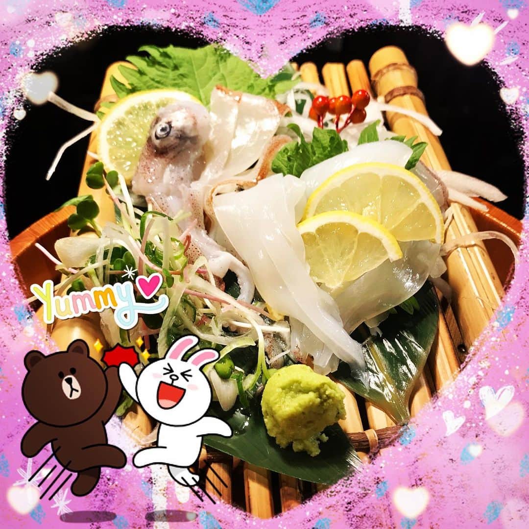 のインスタグラム：「まいど九州魂（くすだま）天王寺店です！  朝絞めヤリイカ刺し！ コリコリっです！  ご来店、お待ちしてま〜す！  #阿倍野居酒屋 #阿倍野グルメ #天王寺グルメ #もつ鍋とハイボール #馬刺しと焼酎 #炭火焼きと焼酎 #餃子とビール #活き貝と日本酒」