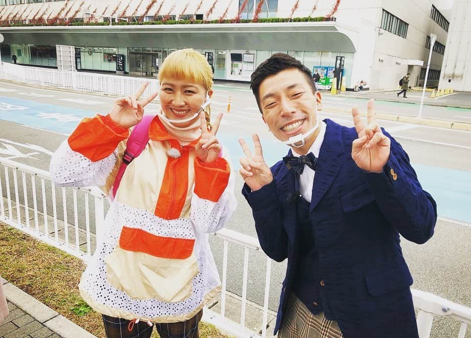 丸山桂里奈さんのインスタグラム写真 - (丸山桂里奈Instagram)「今夜ですよー😋📺 1/9(土)よる6時30分放送です📺✨ まもなくですよーう❤️  ちょっと福岡行ってきました！🚕 2時間半スペシャルですよー😃😀😄  　高橋みなみさん＆クロちゃん 　　　　　　　VS 　丸山桂里奈さん＆別府ちゃん  私は別府ちゃんとです😎❣️📺弟みたいな存在の別府ちゃん。 すごく楽しい空間でした、最高でした😍🤲🍠べっぷっぷ〜  #ちょっと福岡行ってきました！ #テレQ #ぜひご覧ください #別府ちゃんと #姉弟 #仲良し #楽しい時間でした #みなさまご覧くださいませ #いい意味で #インスタバエ」1月9日 18時27分 - karinamaruyama