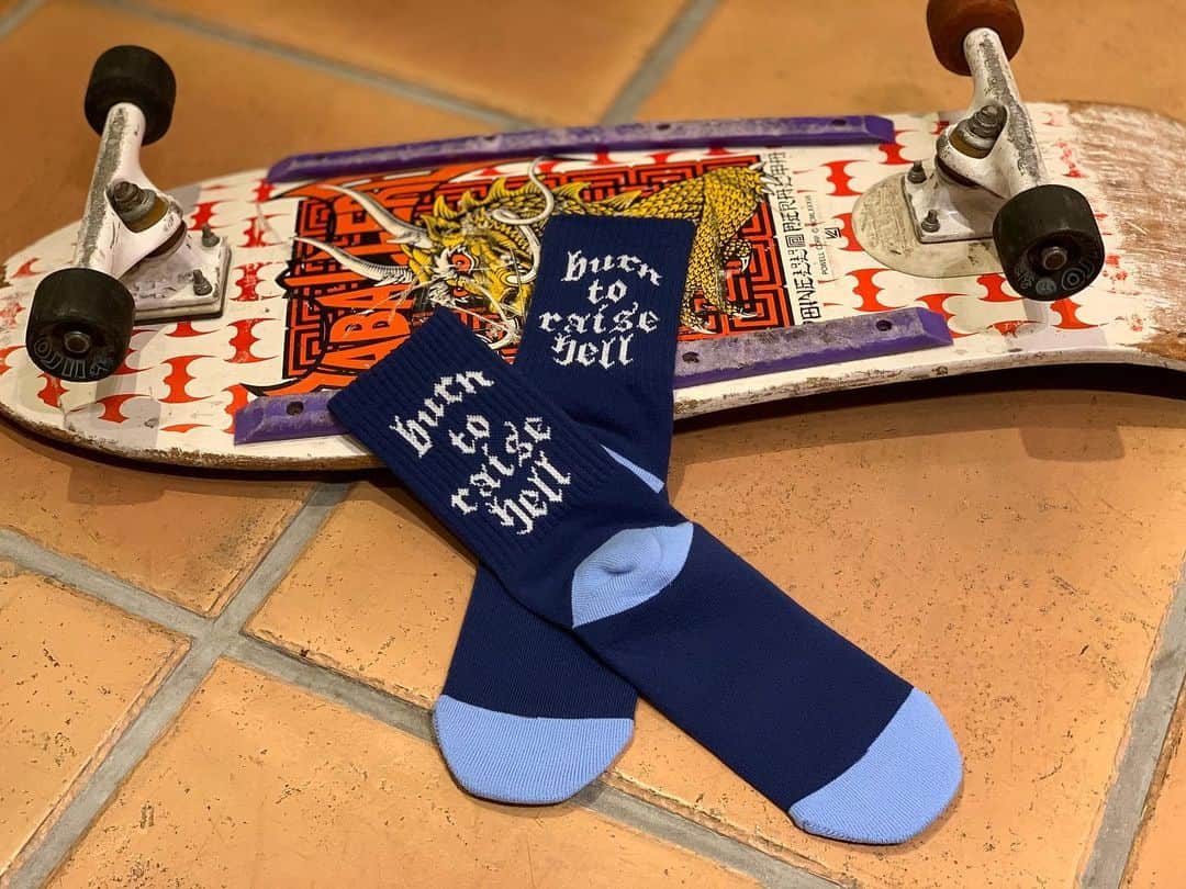 のインスタグラム：「SURFSKATECAMP  #standardcalifornia  #スタンダードカリフォルニア #surfskatecamp #surfskatecampsocks  #supportyourfeet #socks #ソックス #madeinjapan」