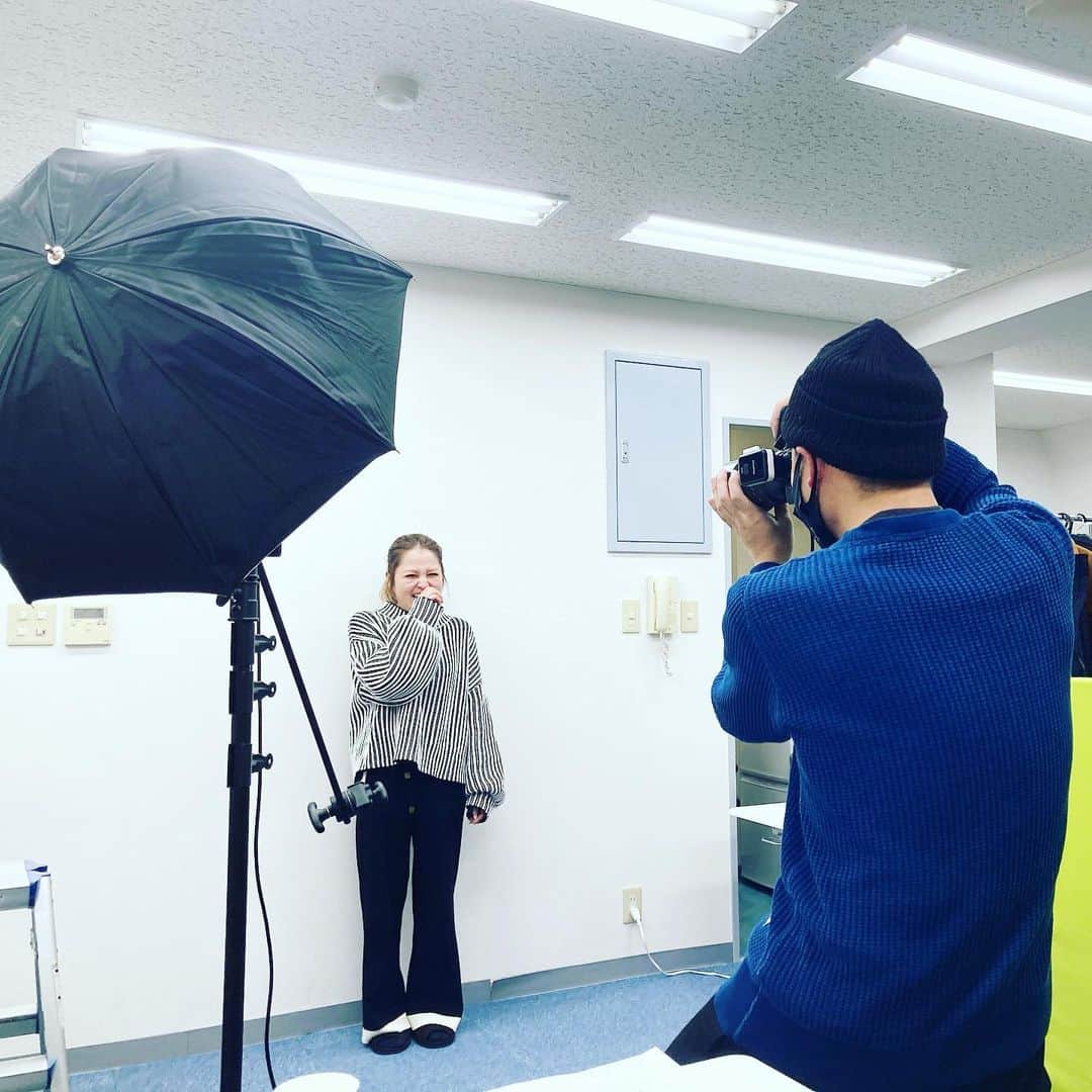 宇田川大輔さんのインスタグラム写真 - (宇田川大輔Instagram)「本日の職場。#photooftheday  #nailvenus #2月12日発売 #nailshooting  #ネイル撮影　#奥渋撮影」1月9日 19時36分 - udagawadaisuke
