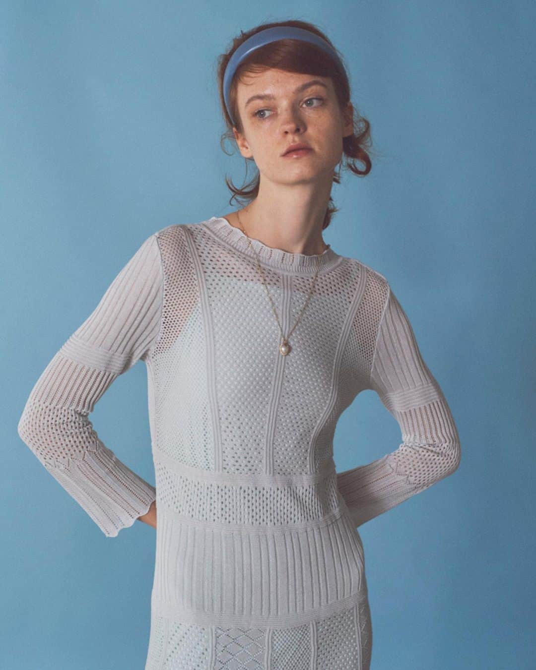 ファーファーのインスタグラム：「【NEWS】 2021 SPRING COLLECTION PRE ORDER   公式オンラインストア及びウサギオンラインにて 春の新作のプレオーダーがいよいよスタート！ どこよりも早く新作をご覧いただける機会を ぜひお見逃しなく。  ＊一部商品は発売を開始しております。  dress ¥21,000＋tax head band ¥3,600＋tax necklace ¥6,000＋tax shoes ¥21,000＋tax  1/8(金)12:00～1/10(日)23:59までの3日間、 2021 SPRING COLLECTIONをご予約いただいた方には MAカード+5％をプレゼント！  @furfur_official @furfur_official_staff  #FURFUR #ファーファー」