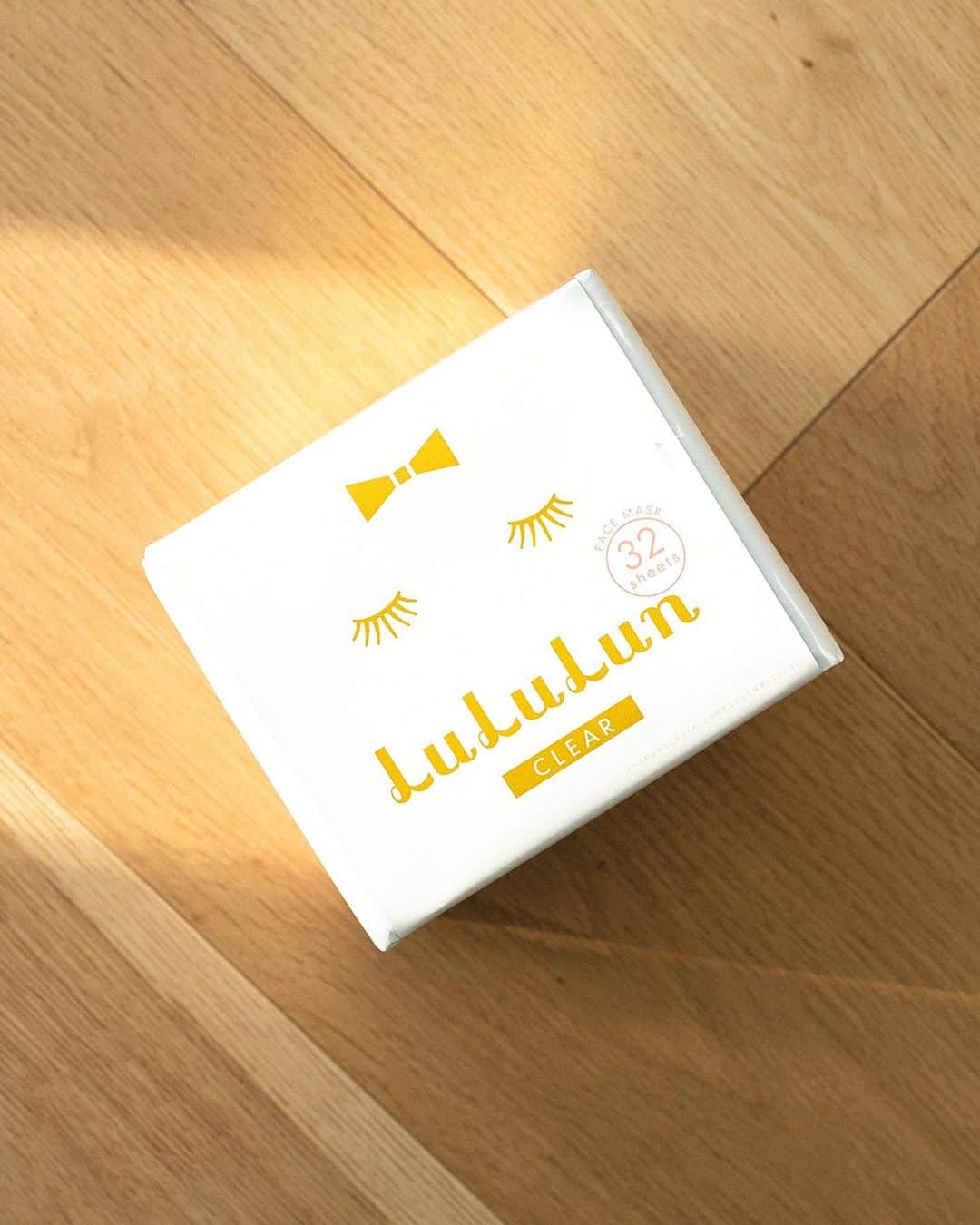 LuLuLun（ルルルン公式）さんのインスタグラム写真 - (LuLuLun（ルルルン公式）Instagram)「【ルルルンのある生活】 2021年も、ルルルンと一緒に、潤いのある毎日を。 あなたのごきげんに、今日もそっと寄り添います。  #ルルルン #lululun #誰でもきれいになれる日常 #スキンケア #ルルルンのある生活 #ルルルンフェイスマスク #フェイスマスク大好き #ルルルンマスク #シートマスク大好き #ルルルンパック #フェイスマスクルルルン #毎日パック #ごきげんをつくる #1日1パック #化粧水 #フェイスマスク #スキンケアコスメ #おうち美容 #おこもり美容」1月9日 19時53分 - lululun_jp