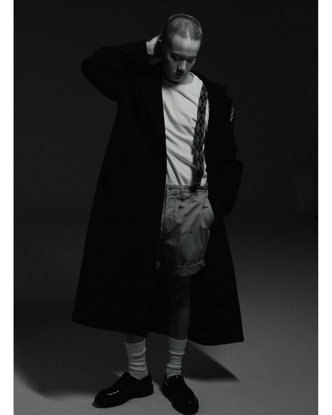 プニエル のインスタグラム：「Beauty+ b cuts!  뷰티쁠 비컷!   @beautyplmagazine」