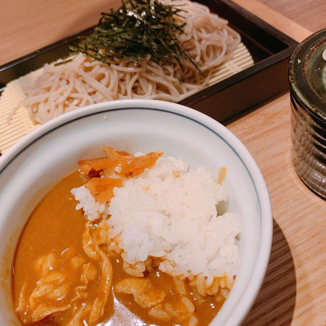 木高イサミのインスタグラム：「#四谷三丁目 #蕎麦  なぜ蕎麦屋のカレーはうまいのか」