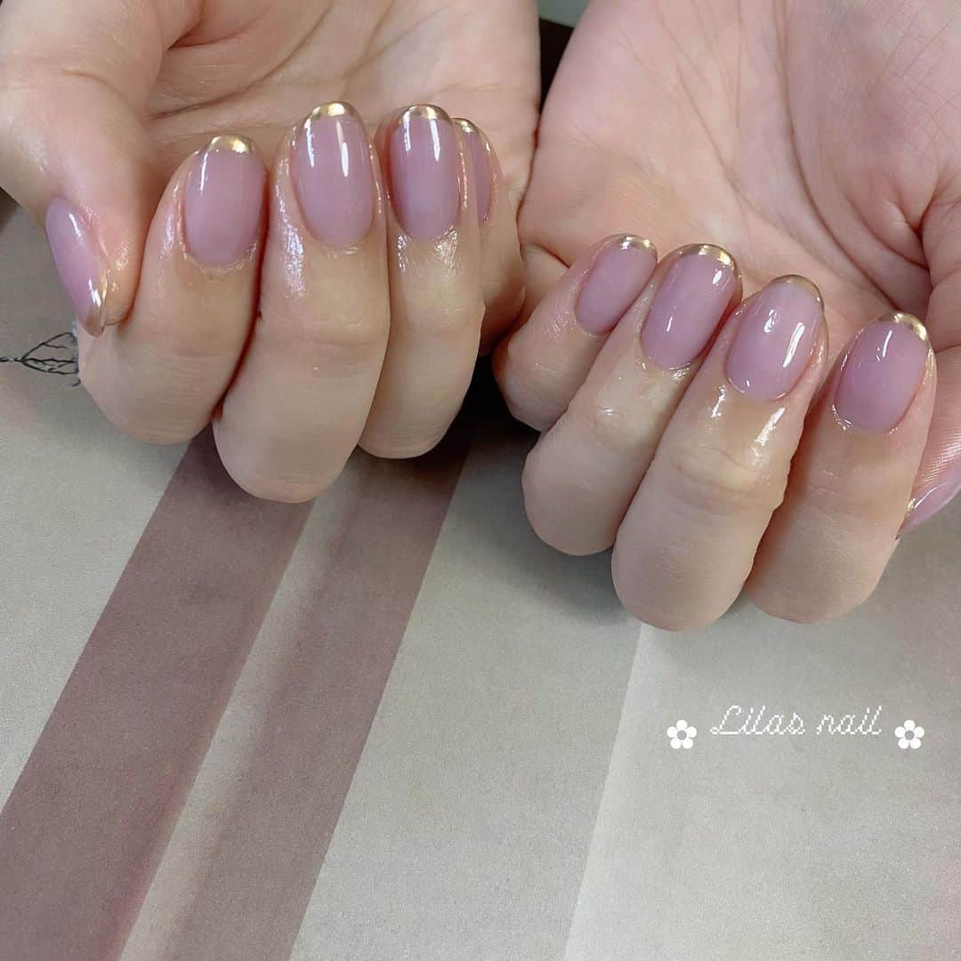 makoのインスタグラム：「* purple×bronze ♡ * * 営業中は換気をしてますので 皆様、暖かい格好でご来店ください🙏🏻❤️ #girlynail #ガーリーネイル #ミラーネイル #glitternail #젤네일 #젤네일아트 #젤네일전문 #フレンチガーリー  #ギンガムチェック #ギンガムチェックネイル #オーダーチップ #ブライダルネイル #ワイヤーネイル  #セルフネイル #스누피네일아트 #左右非対称ネイル #ちょうちょネイル #蝶々ネイル #ヴィンテージネイル #水滴ネイル #オーロラネイル #フレンチネイル #冬ネイル #マットネイル #韓国ネイル」