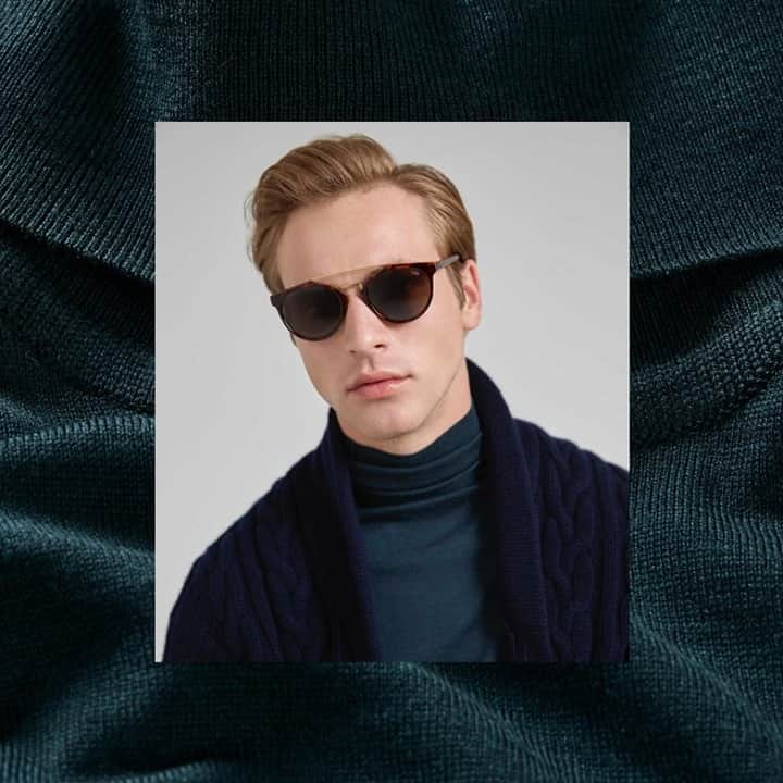 ハンツマンのインスタグラム：「Did you know that at Huntsman Savile Row, we stock a large range of ready to wear and accessories, available to ship worldwide daily. Why not treat yourself to a new piece of knitwear or pair of sunglasses, to see in the first weekend of 2021 in style. ⁠ ⁠ Shop directly with our client managers via video, in-store with the HUNTSMAN LIVE button on our website. ⁠ ⁠⁠ #Huntsman #HuntsmanSavileRow #Bespoke #BespokeInspiration #HuntsmanAtHome #Toshi #Hero ⁠」