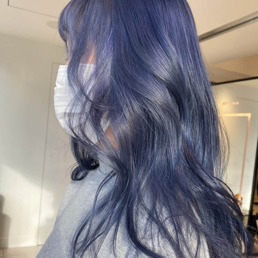 NASUさんのインスタグラム写真 - (NASUInstagram)「#nasupcolor 3 times bleach🐋🐋🐋 silver blue🦈」1月9日 21時41分 - nasup