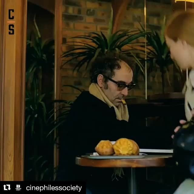 ミシェル・フォーブスのインスタグラム：「...oui JLG oui...✨ . . . . . . . .   @cinephilessociety Wise words by #JeanLucGodard from "Prénom Carmen" (1983).」