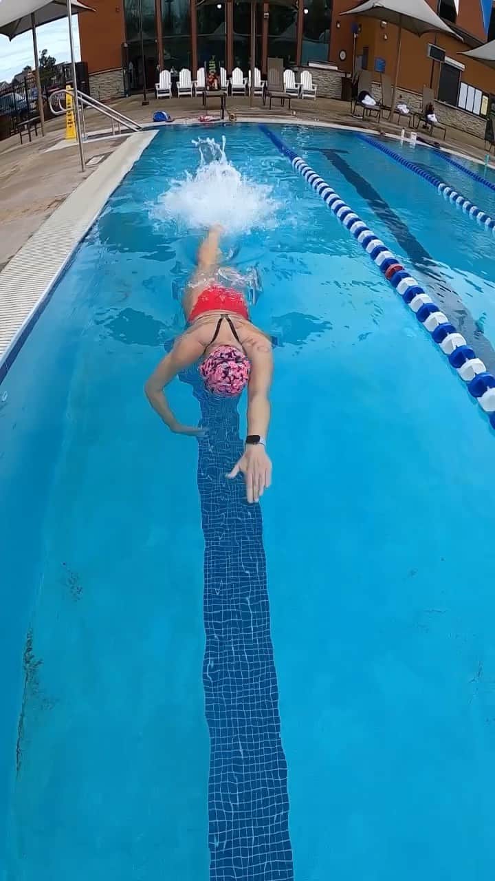 Julieのインスタグラム：「Pool was cold today, so I’m cranking up the heat 🔥 . . . . @arenausa #arenawaterinstinct #swimmer #summerjulep #swimming #swim #swimtechnique #goswimming #instaswim #natation #natacion #instaswimming #mastersswimming #instaswimmer #usaswimming #swimtraining #swimfast #swimpractice #myswimpro #swimsmarter #goswim」