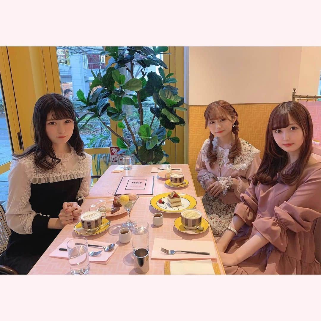 なっちゃんのインスタグラム：「#女子会#fendicafe」