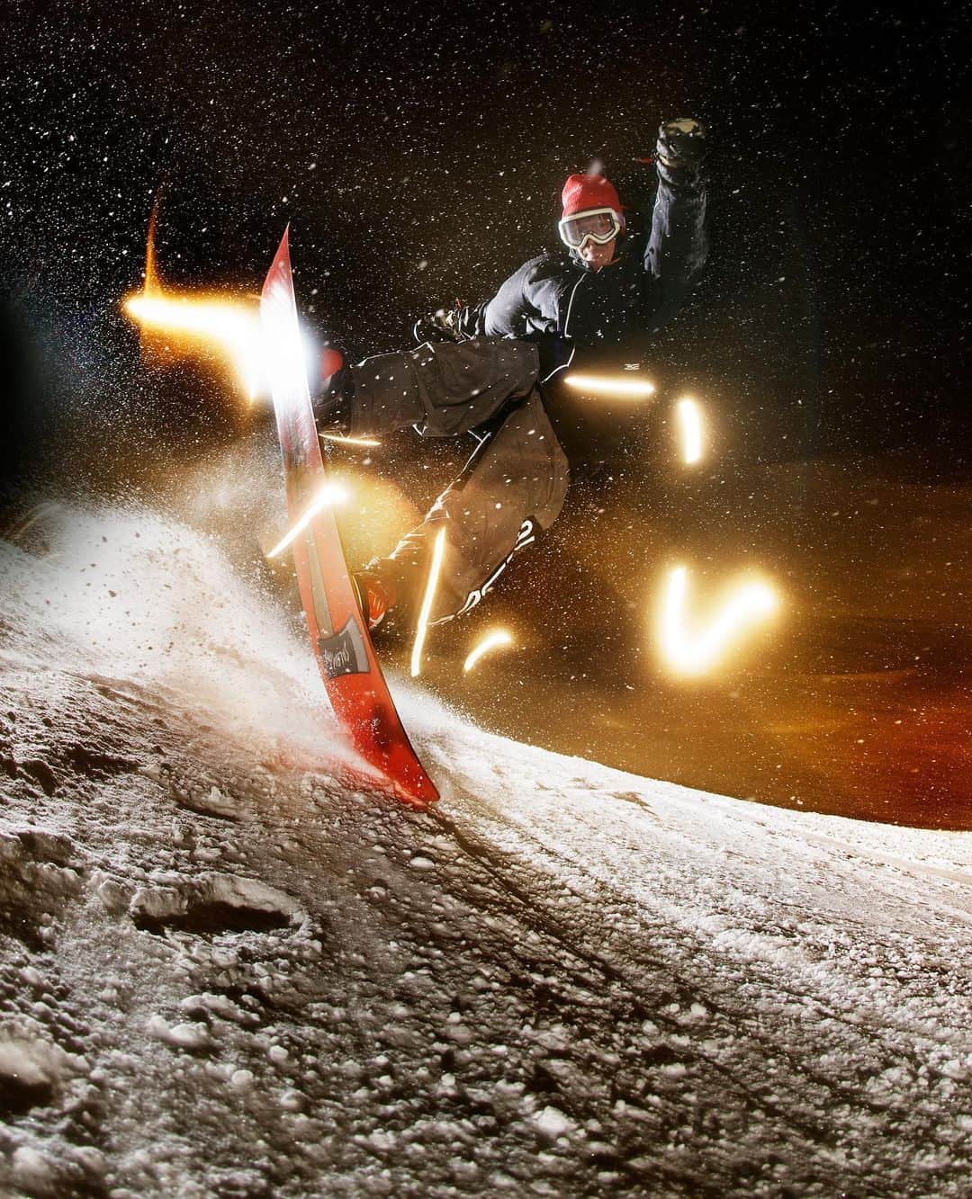 Stanceのインスタグラム：「❄️ Session ready 👐!!! Hittin the slopes?...Shop our “Wu-Tang Hive”, and other snow styles available right now on Stance.com...Link in bio.  @grendiesel  #punksandpoets  #stancesnowboarding」