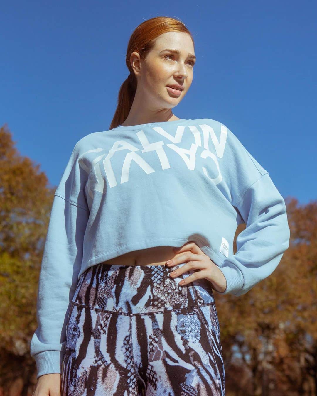 Macy'sのインスタグラム：「Fresh air and a fresh fit: who said a solo workout had to be drab?  •  Want it fast? Order now for curbside or in-store pickup.」