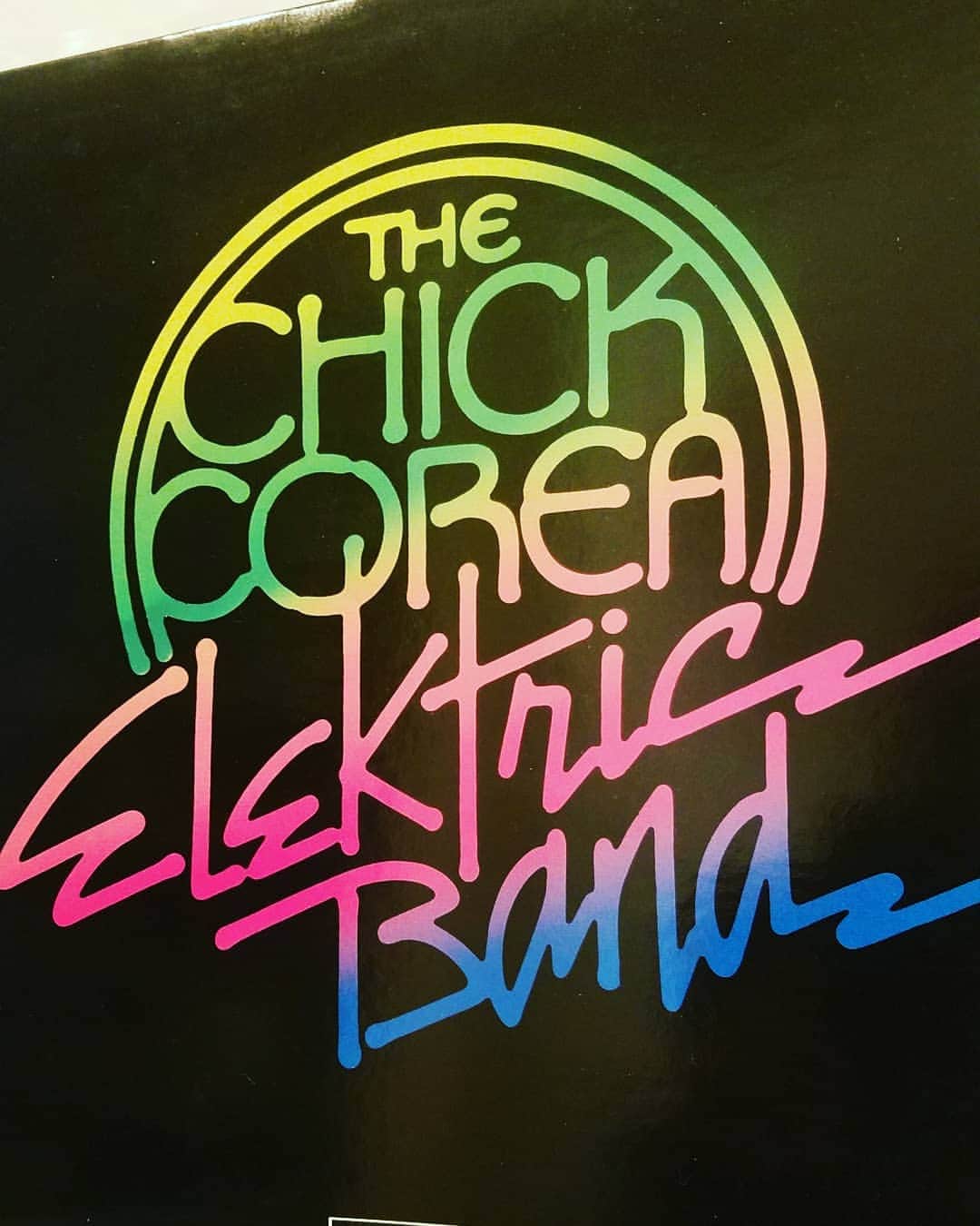勝田一樹のインスタグラム：「1986年リリース  今でも新しい✨🆕✨  #チックコリアエレクトリックバンド #chickcoreaelektricband  #ディメンション #dimensionjazz  #dimensionfusion  #勝田一樹 #kazukikatsuta」