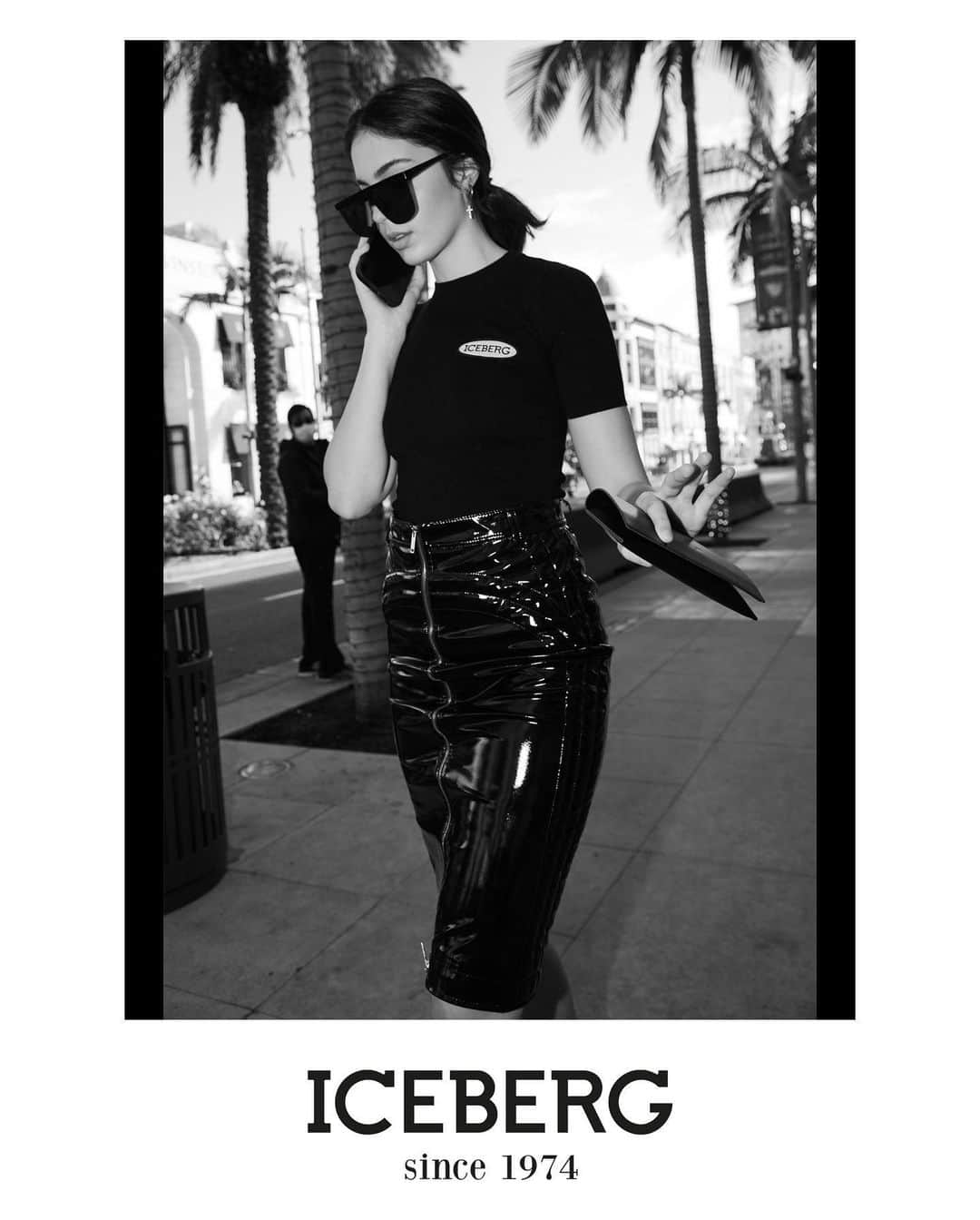 アイスバーグのインスタグラム：「Black & white glam @emma.smithy by @tomasherold #Iceberg1974 #sportswear」