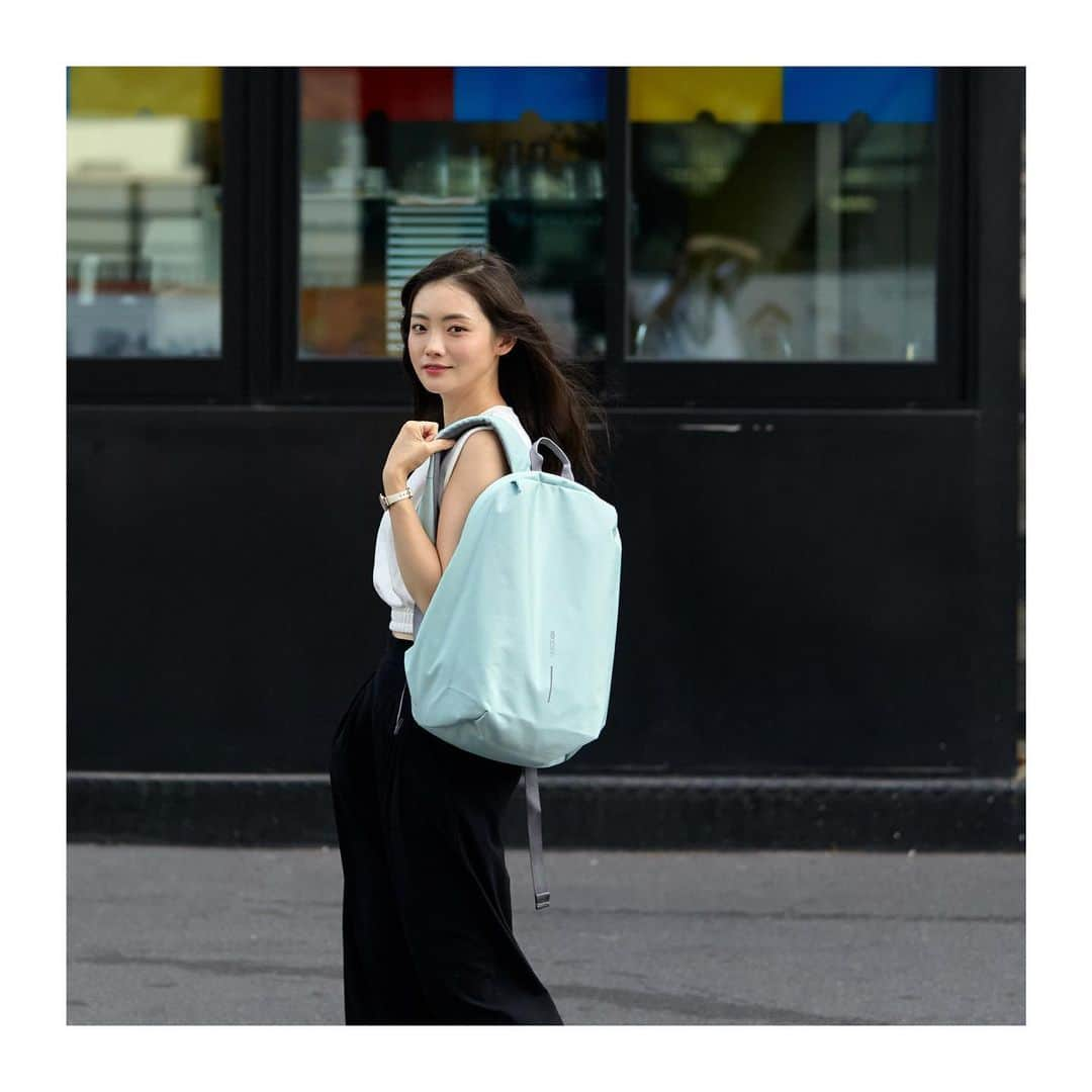 XD Designさんのインスタグラム写真 - (XD DesignInstagram)「What’s new with the Bobby Soft backpack? 👀⠀⠀⠀⠀⠀⠀⠀⠀⠀ ⠀⠀⠀⠀⠀⠀⠀⠀⠀ * It has an expandable top for additional space going from 13-16L capacity * Soft shell exterior, it’s available in 5 colors * Anti-Theft patented Safe Zipper Puller on the main compartment * Interior color contrast ⠀⠀⠀⠀⠀⠀⠀⠀⠀ Discover now all features at www.xd-design.com/bobby-soft or via the link in bio⠀⠀⠀⠀⠀⠀⠀⠀⠀ ⠀⠀⠀⠀⠀⠀⠀⠀⠀ ⠀⠀⠀⠀⠀⠀⠀⠀⠀ ⠀⠀⠀⠀⠀⠀⠀⠀⠀ ⠀⠀⠀⠀⠀⠀⠀⠀⠀ ⠀⠀⠀⠀⠀⠀⠀⠀⠀ ⠀⠀⠀⠀⠀⠀⠀⠀⠀ ⠀⠀⠀⠀⠀⠀⠀⠀⠀ ⠀⠀⠀⠀⠀⠀⠀⠀⠀ ⠀⠀⠀⠀⠀⠀⠀⠀⠀   #MadeforModernNomads  • • • #xddesign #xddesignbackstory #xddesignbobby #bobbybackpack #bobbysoft #antitheftbag #schoolbag #antitheftbackpack #travellifestyle #photooftheday #modernnomad #gotyourback #keepexploring #journey #stayconnected #travelbuddy #travelgear #digitalnomad #global_people #travelsafe #digitalnomadlife #everydaytravel #gearbag #thetraveltag #smartbag #smarttravel #mint」1月10日 2時16分 - xddesign