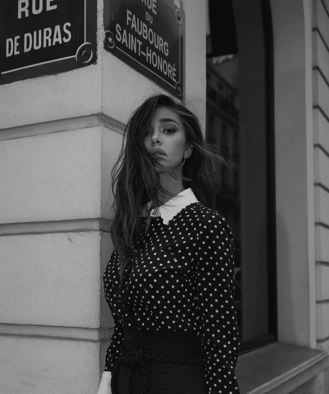 ベレン・ロドリゲスのインスタグラム：「La liberté commence où l’ignorance finit. Víctor Hugo #beleninparis 😏」