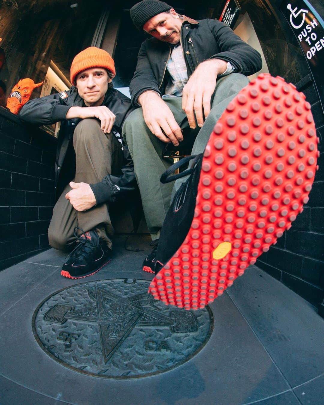 ラカイリミテッドフットウェアのインスタグラム：「40 years of Thrasher ✔️ Carroll x @thrashermag x @66_6th with Vibram outsole for stomping the city streets.  Available now at the 66 6th store in San Francisco, select skate shops, and Lakai.com  Throughout the week we will be tagging all of the shops carrying the shoe. Here is the fifth list👇  @newtraditions_ @fasttimes @noteshop  @fortytwoshop @kings_sss   @oksk8co  @lakaitokyo  #LakaiXThrasher」