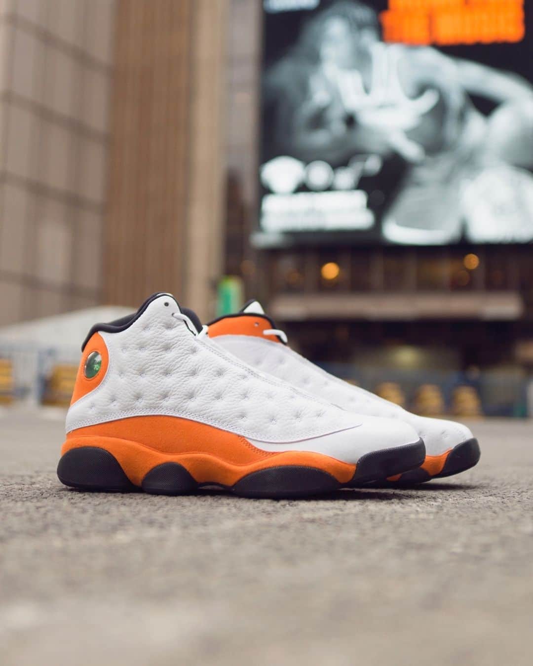 Foot Lockerのインスタグラム：「A splash of color 🍊 The #Jordan Retro 13 'Starfish' arrives January 16th in mens & kids sizes!」