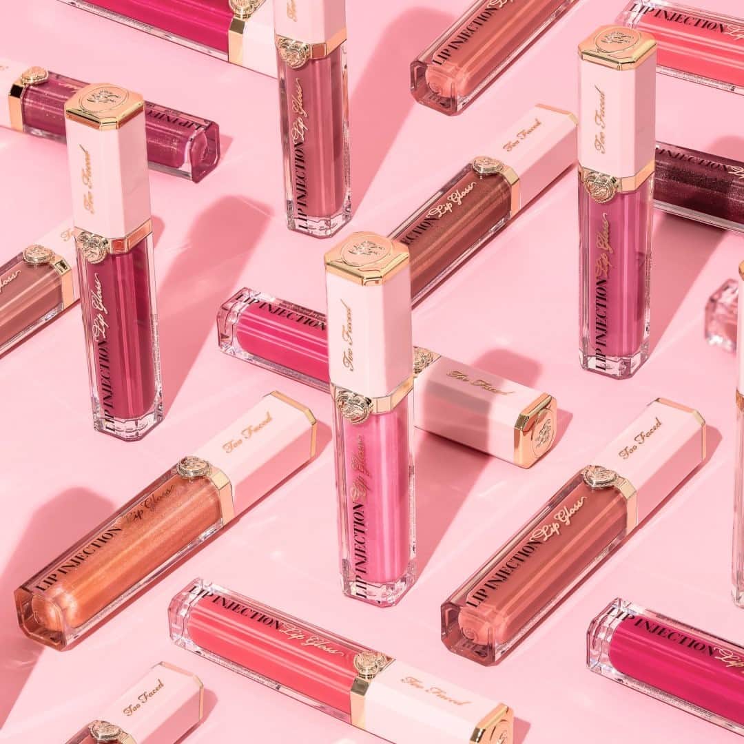 Too Facedのインスタグラム：「The 🔑 to plump, juicy lips! Which Lip Injection Lip Gloss shade are you reaching for today? 💋 Comment below! #toofaced」