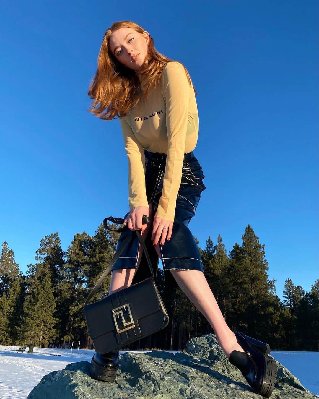 のインスタグラム：「🖤🖤🖤」