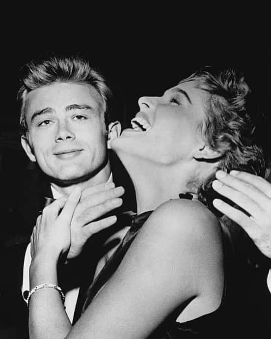 ソフィア・ミロシェヴィッチのインスタグラム：「Old Hollywood」