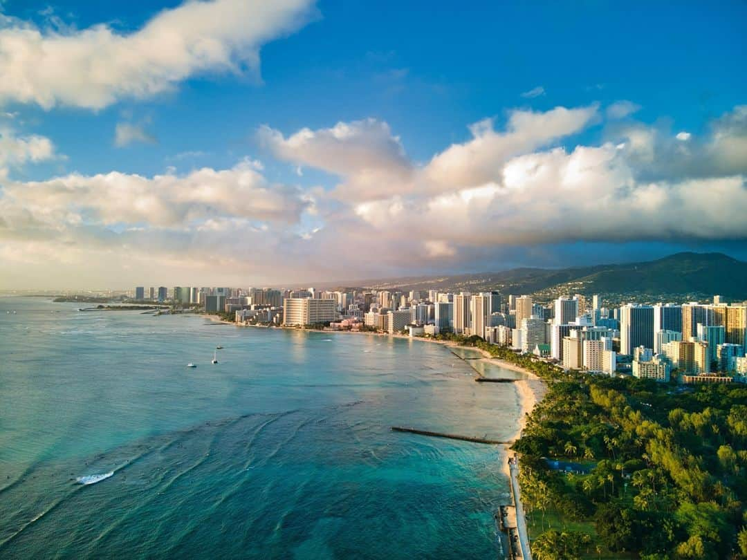 ハワイアン航空さんのインスタグラム写真 - (ハワイアン航空Instagram)「The perfect blend of city and country. What's your favorite thing to do on O‘ahu?  📷 @chongyfresh」1月10日 7時00分 - hawaiianairlines