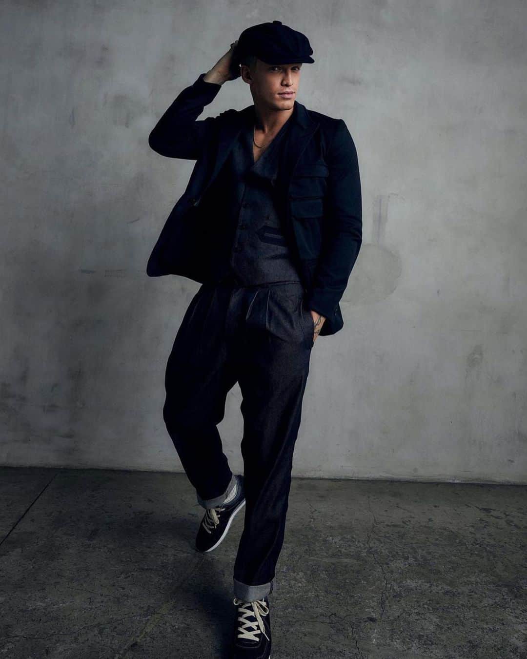 コーディー・シンプソンのインスタグラム：「Peaky. For @gstarraw #hardcoredenim.」