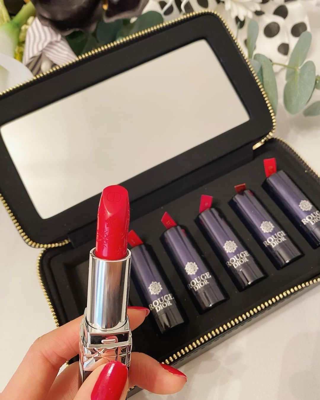 のインスタグラム：「😍💄 @diormakeup   #dior #diormakeup #lipstick #lip #make #cosmetics #cosme #ディオール #ディオールコスメ #コスメ #メイク #口紅」