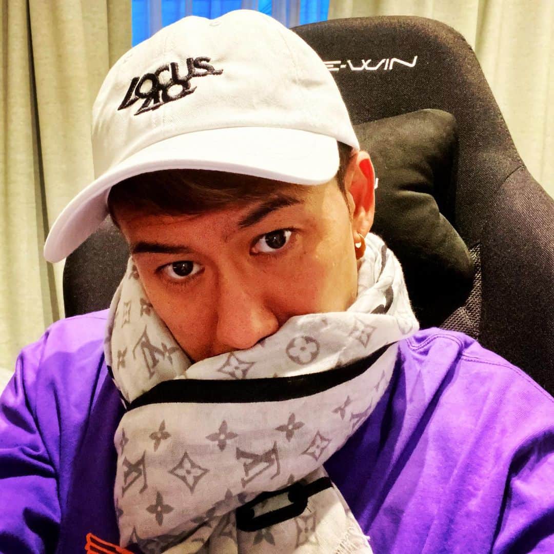 川畑要さんのインスタグラム写真 川畑要instagram 白キャップもいいでしょ Locus40 Devilockのコラボが実現 3アイテムで展開されるコラボアイテムに注目 予約販売となります リンクのurlからご購入をお願い致します 予約期間 1月3日 12時00分