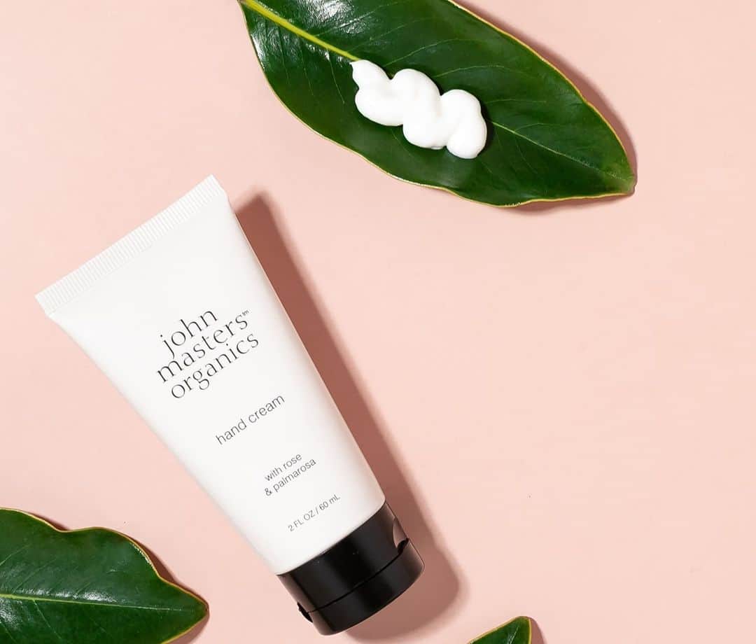 John Masters Organicsのインスタグラム：「Hand Cream with Rose & Palmarosa⁠ ⁠ Hero ingredients include:⁠ ⁠ Damascan Rose Oil - a soothing and hydrating essential oil ⁠ ⁠ Palamarosa Oil - helps to revitalize the skin cells to firm and hydrate⁠」