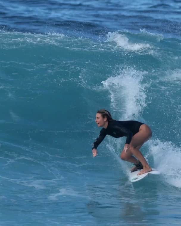 ニッキ・バン ダイクのインスタグラム：「Weeeeeeeee」
