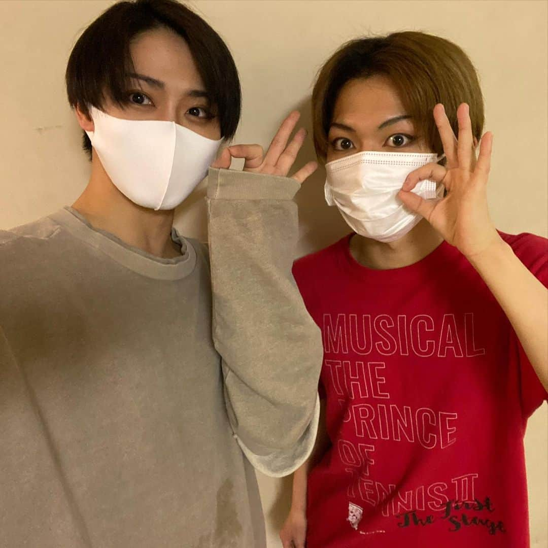 武本悠佑（ゆっけ）さんのインスタグラム写真 - (武本悠佑（ゆっけ）Instagram)「このあと間もなく新テニミュ大阪千穐楽です。 この投稿見る度に大阪千穐楽前の楽屋を思い返すんやろうなあ😌✨   #新テニミュ #テニスの王子様 #中学生選抜 #大阪公演 #大阪千穐楽 #メルパルクホール #ありがとう」1月10日 17時22分 - yuckejan_yukke