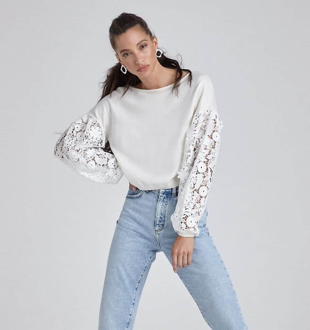 フレンチコネクションのインスタグラム：「Thanks, it's new🤍Introducing our new Josephine Lace Sleeve Jumper, perfect for at-home weekend style or WFH days.   #FrenchConnection #MyFC」