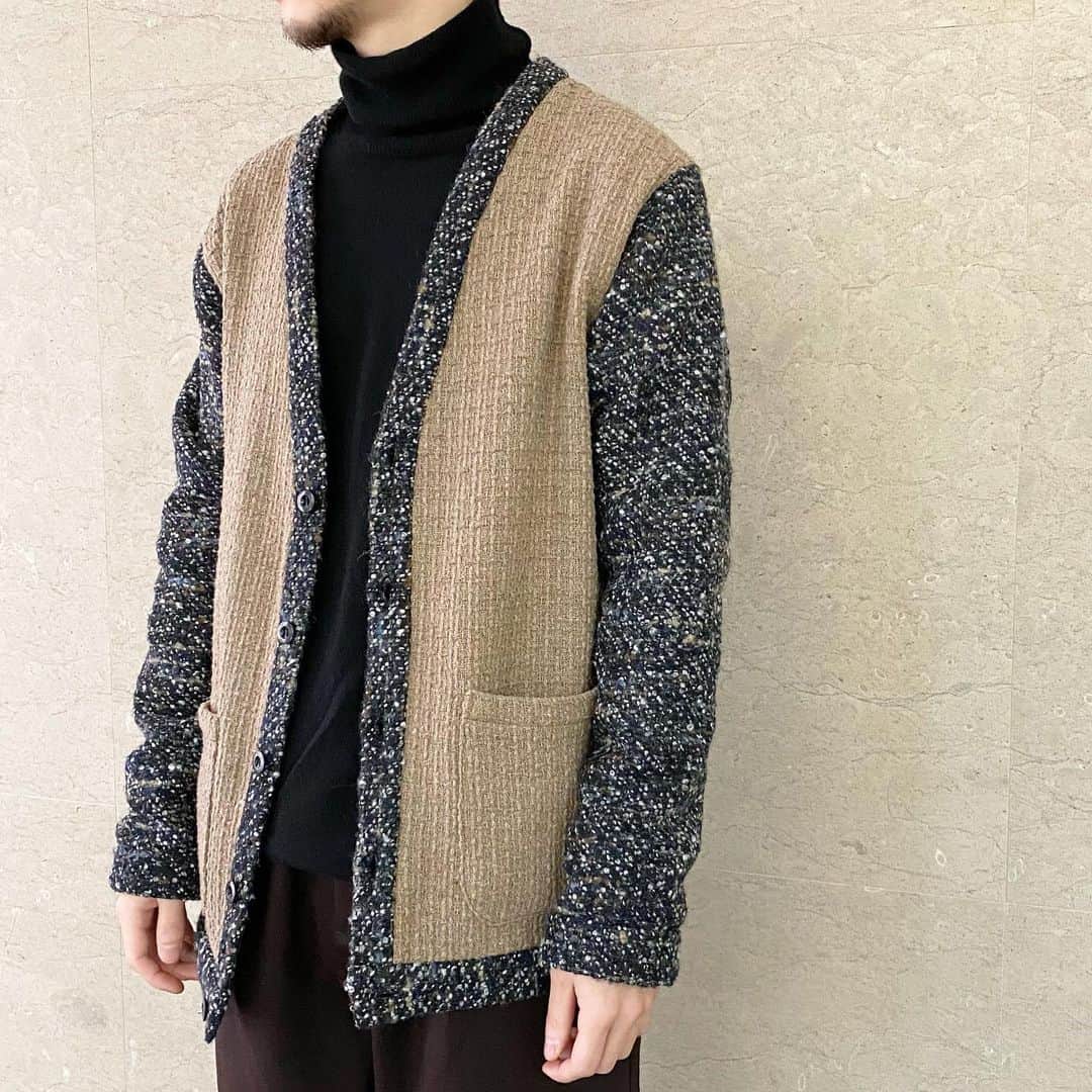 のインスタグラム：「cardigan #frankleder "M003/2" col : 83/89 MIX size S,M ¥48,000+tax →30%off!  pants #studionicholson  "BIONDA" col : ESPRESSO size XS,S,M ¥32,000+tax →30%off!  上記サイズは展開サイズとなっており、売り切れている場合もございますので詳しくは店舗にご連絡下さいませ。  お取り扱い店舗﻿ ◾︎ROSSO ミント神戸店﻿ Tel : 050-2017-9117 ◾︎ROSSO ソラリアプラザ福岡店﻿ Tel : 050-2017-9119 ﻿  ※この商品は店舗通販可能です。 ※上記店舗のみでのお取り扱いにつき、お問い合わせにつきましても上記の店舗までお願い致します。  また1/31まで店舗通販時、送料・代引き手数料無料キャンペーンを行っております。是非ご利用くださいませ。﻿ ﻿ ﻿ #urbanresearchrossomen﻿ #rossomen﻿ #urbanresearch﻿ #studionicholson  #frankleder #urbanresearchrosso_kobe﻿ #urbanresearchrosso_fukuoka」