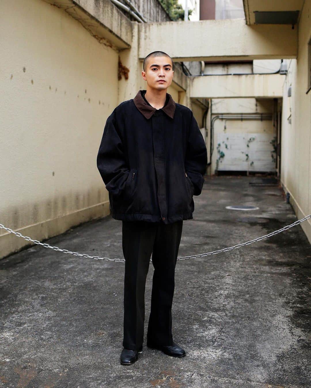 Droptokyoさんのインスタグラム写真 - (DroptokyoInstagram)「TOKYO STREET STYLE⁣⁣ Name: @g.a_k.u_t.o  Occupation: Student Outer: #Used Top: #Supreme Pants: #Used Shoes: #Florsheim #streetstyle#droptokyo#tokyo#japan#streetscene#streetfashion#streetwear#streetculture#fashion#ストリートファッション#コーディネート ⁣⁣ Photography: @abeasamidesu」1月10日 18時07分 - drop_tokyo