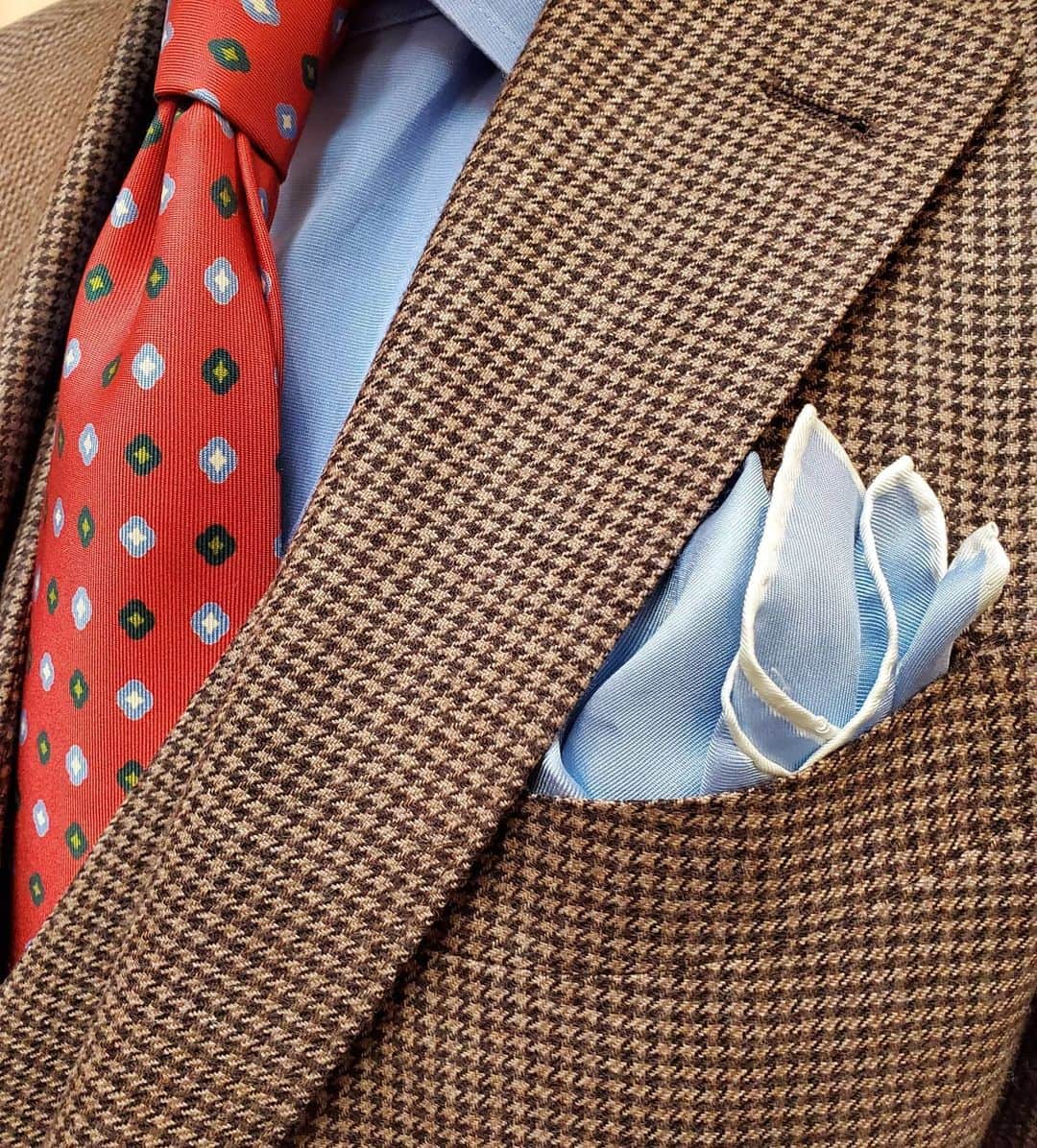 峰竜太さんのインスタグラム写真 - (峰竜太Instagram)「#アッコにおまかせ❗ #suit#gabrielepasini#tie#marinella#shirt#doone#shoes#beriuti」1月10日 11時16分 - mineryuta
