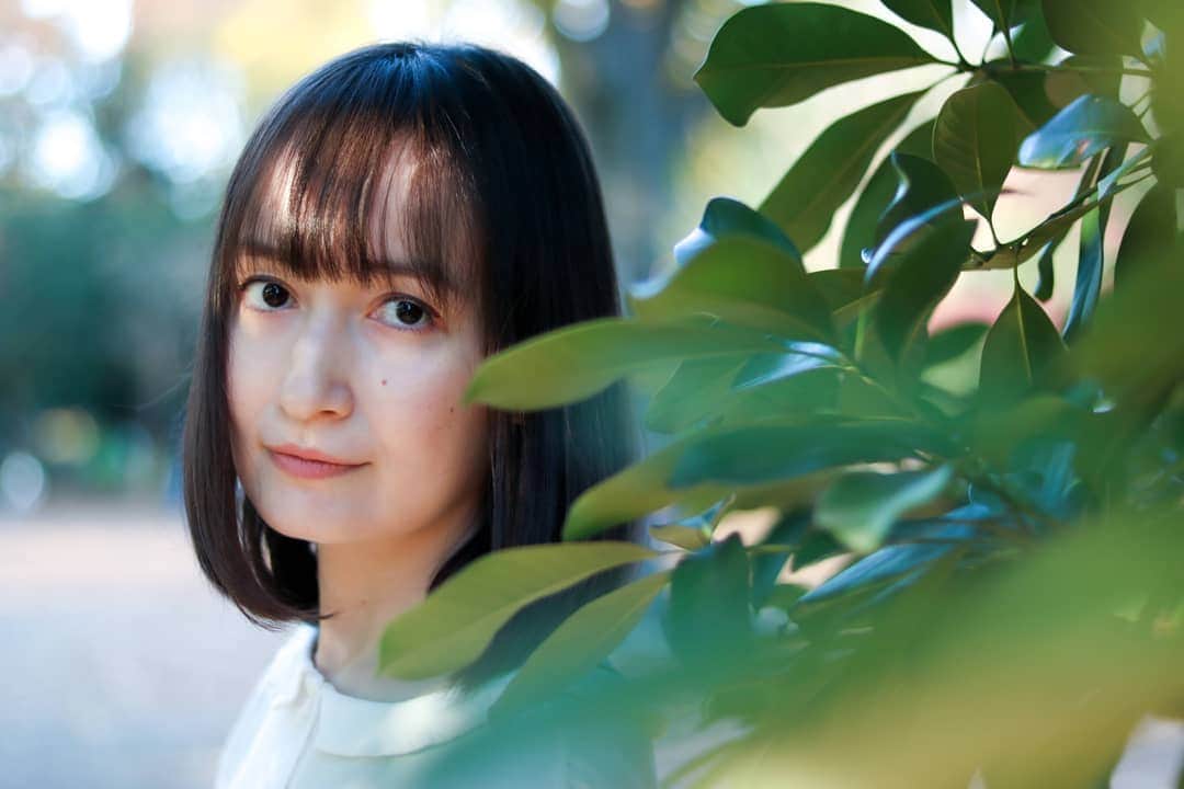 白井珠希のインスタグラム：「* * 🌿🌿🌿🌿🌿 * * Photo by 平野鈴 * #portraitphotography #portrait #model #me #mamalife #instagramjapan #fashionsta #fashion #coodinate #igresjp #ig_japan #green #look #lookup #picoftheday #style #モデル #ママモデル #0歳児ママ #令和2年ベビー  #白井珠希 #ボブ #ヘアスタイル」